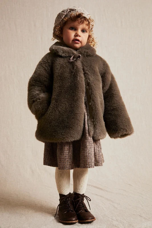 Versatile Outfits Kids brown faux fur jacket