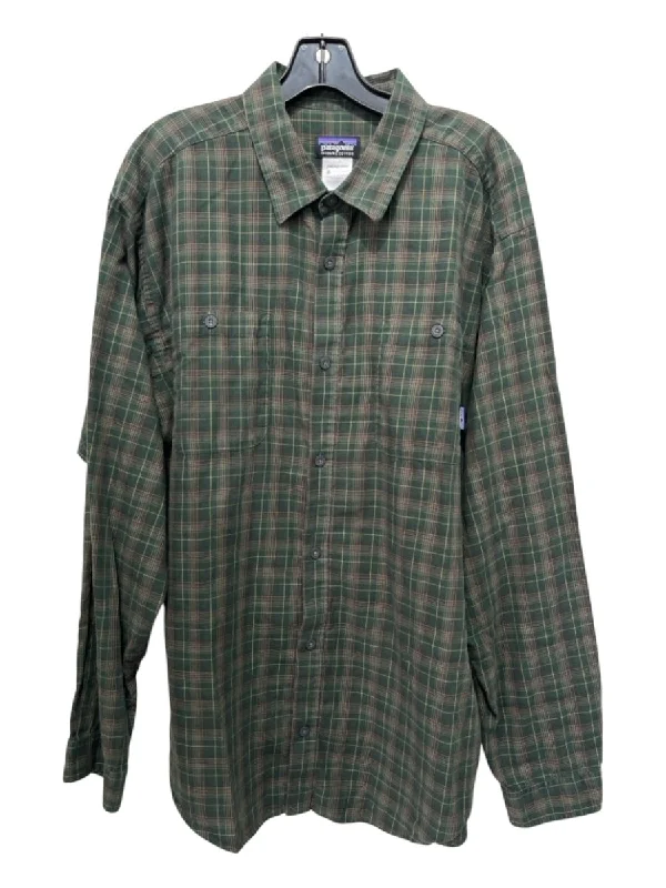 Patagonia Size XL Green & Brown Cotton Blend Plaid Button Down Long Sleeve Shirt
