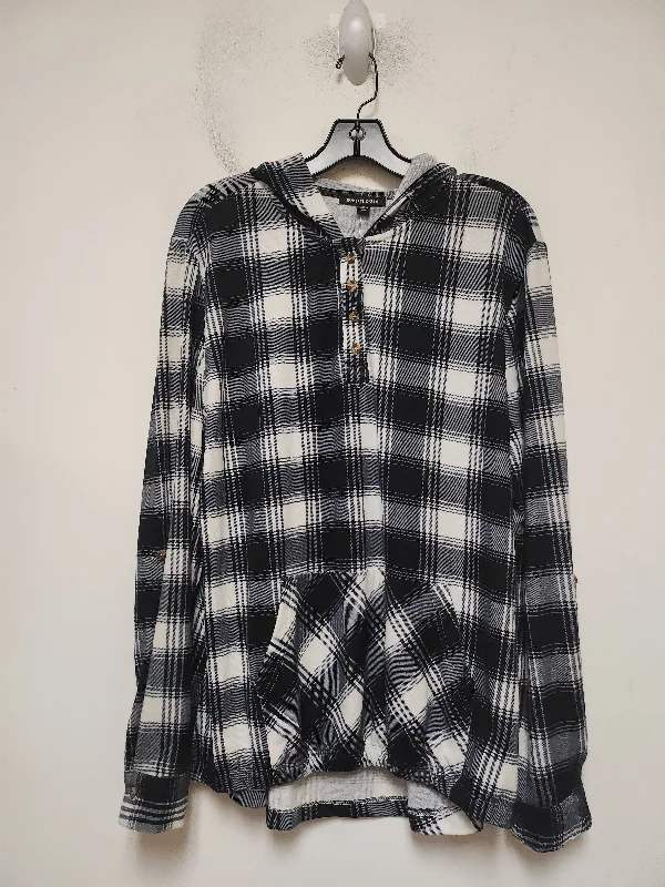 Stylish Wear Top Long Sleeve By Robert Louis In Plaid Pattern, Size: L