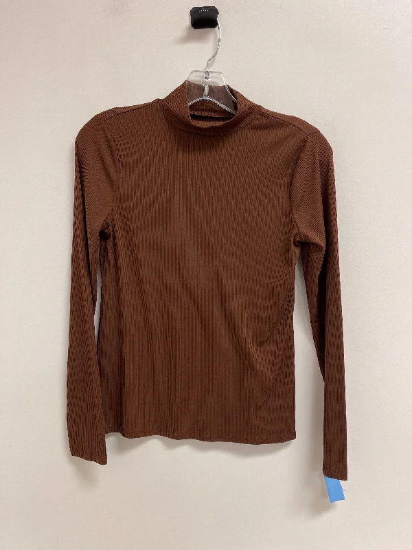 Easygoing Style Top Long Sleeve By No Boundaries In Brown, Size: M