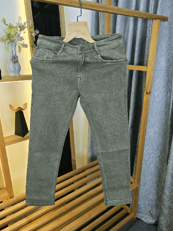 Comfortable Looks Mensoo Get The Splash Of Green Jeans