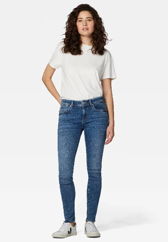 Exquisite Tailoring ADRIANA | Mid-Rise, Super Skinny