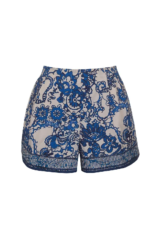 Modern Chic Trish Shorts in Dentelle Blue