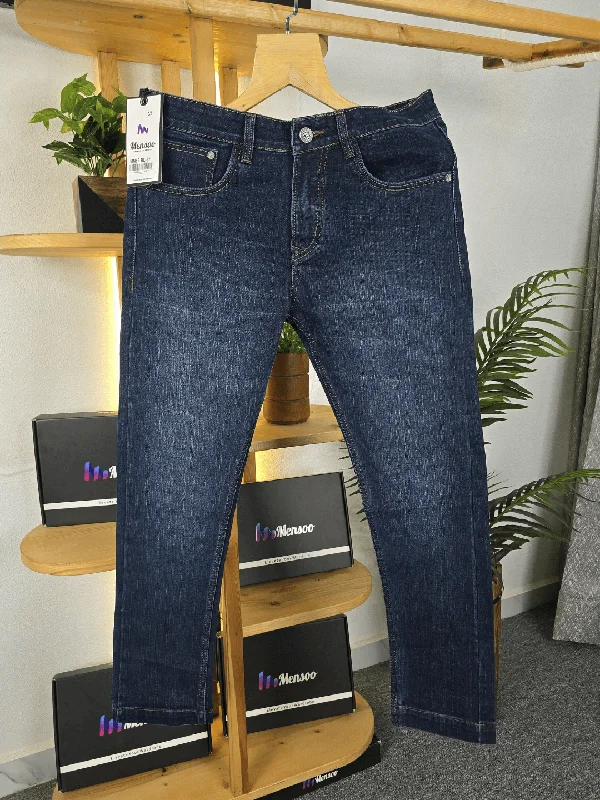 Relaxed Fashion Blue wash narrow fits as it gets Jeans