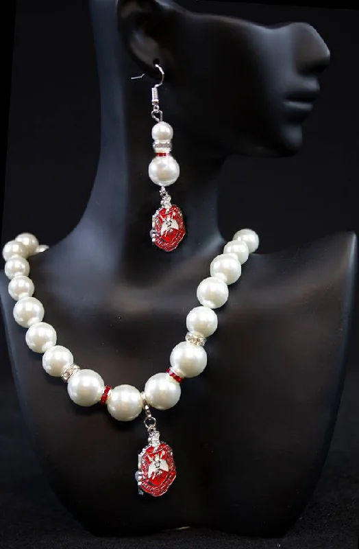 Cozy Shirts Delta Pearl Earrings