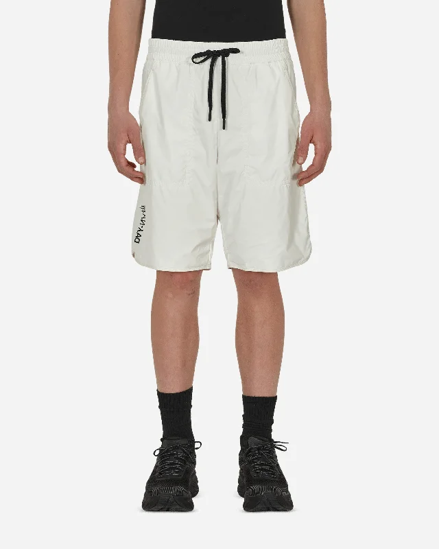 Classic Style Day-Namic Shorts White