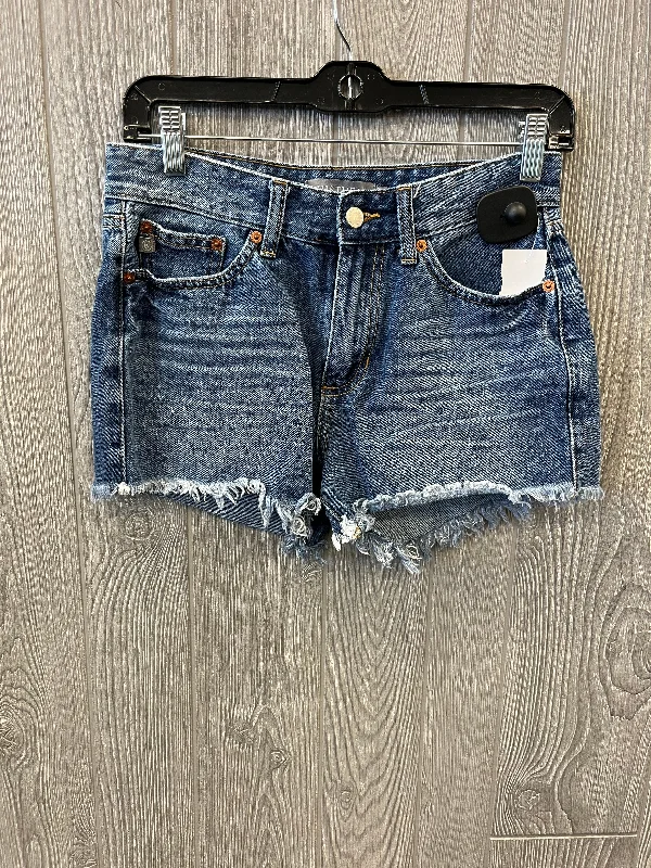 Comfortable Fashion Looks Shorts By Clothes Mentor In Blue Denim, Size: 4