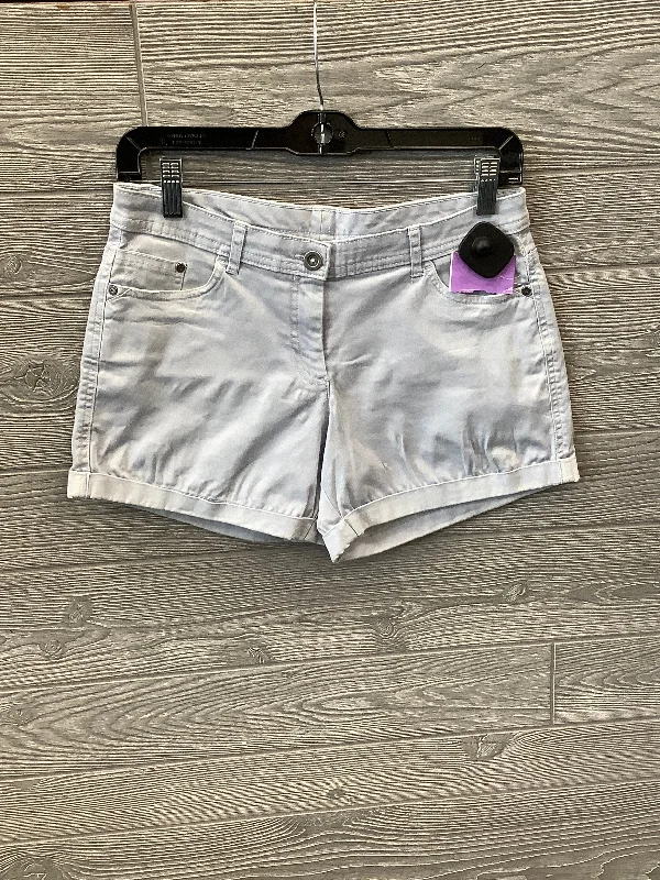 Classic Comfort Shorts By Clothes Mentor In Blue Denim, Size: 6