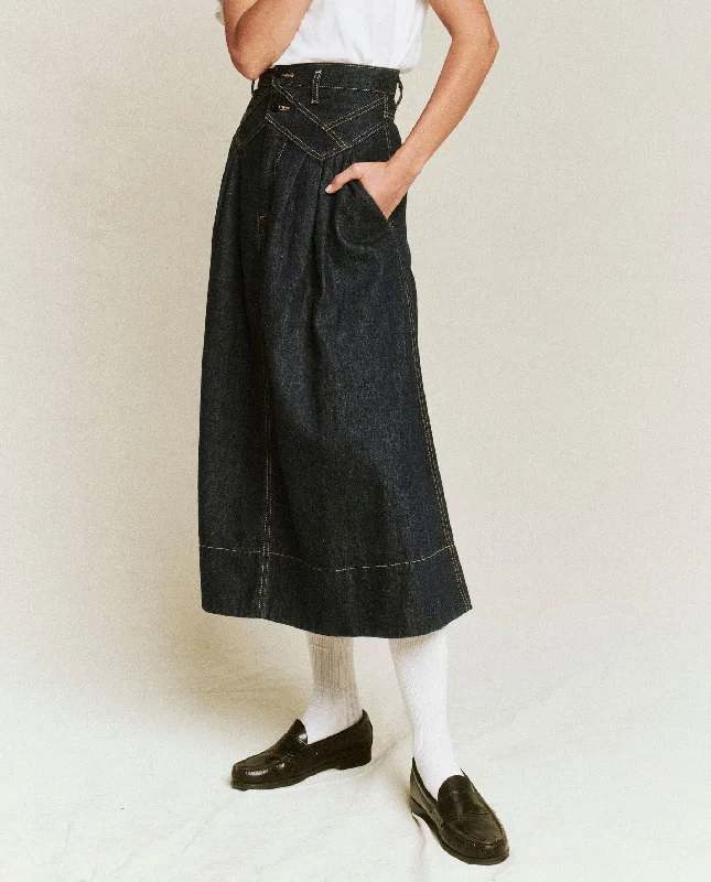 Sports Series The Field Skirt. -- Rinse Wash